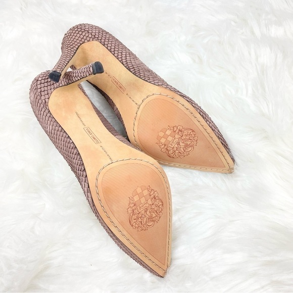 VINCE Camuto Kain Mauve Textured Leather Scale Heels Size 9.5 - Picture 6 of 8